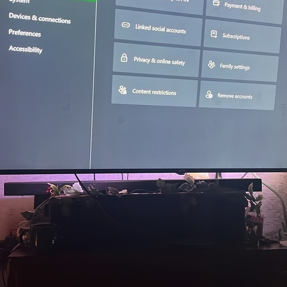 Xbox One White One S Console Barley Used - Picture 7 of 9